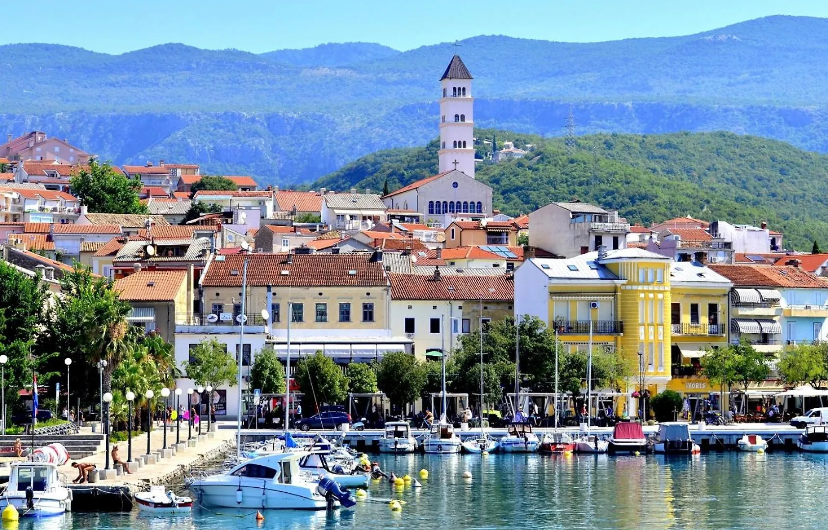 Apartments With A Parking Space Crikvenica - 23167